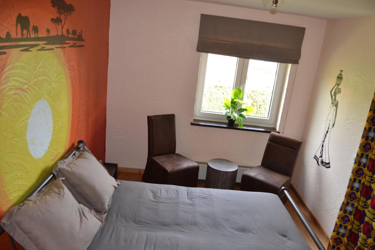 En Chapoisie Bed & Breakfast Ciney Exterior photo