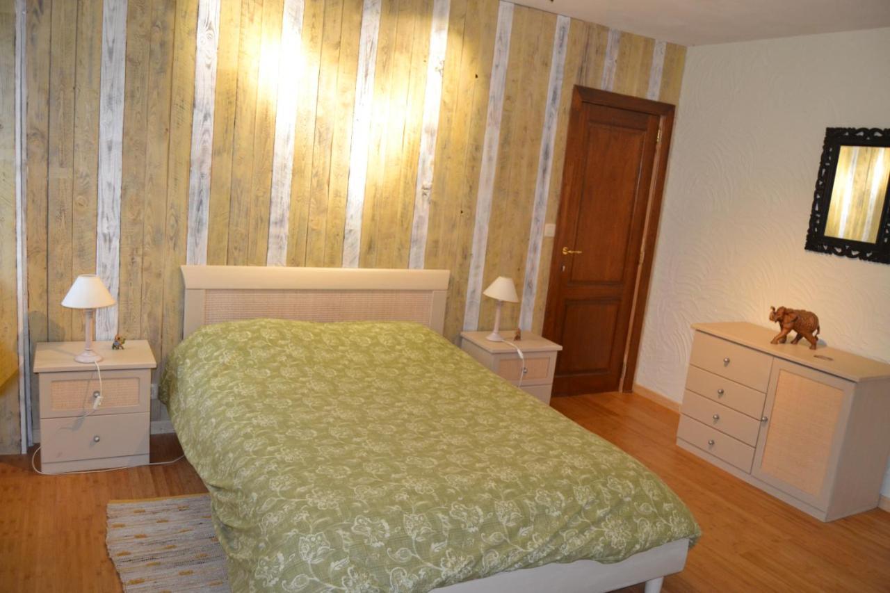 En Chapoisie Bed & Breakfast Ciney Exterior photo