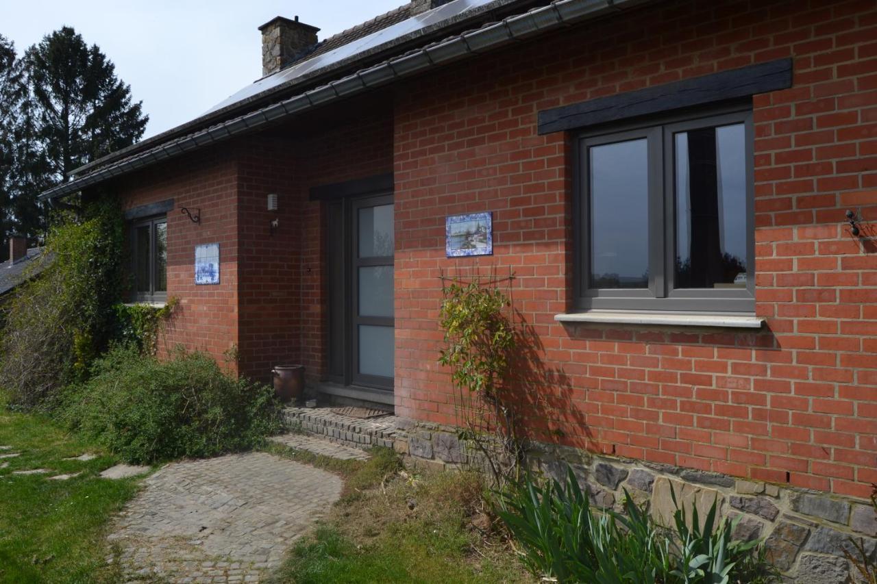 En Chapoisie Bed & Breakfast Ciney Exterior photo